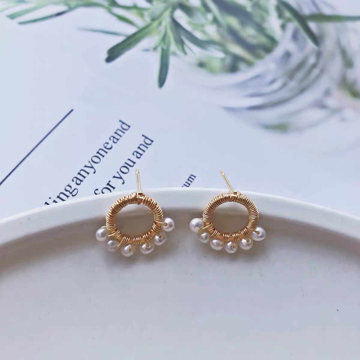 Hollow circular design haute couture temperament socialite banquet essential earrings