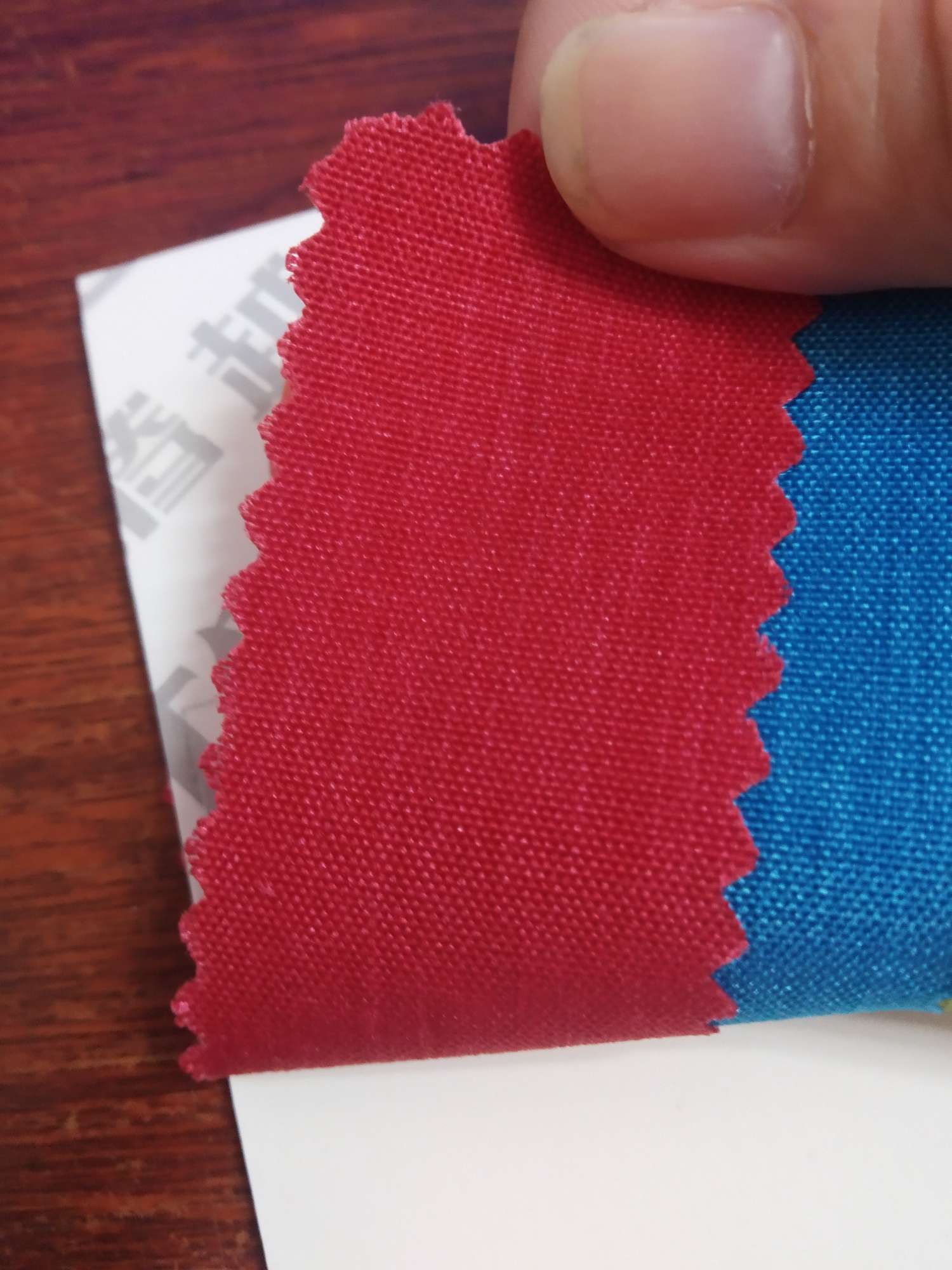TY-- 034 300D Matte, stretchable pu Waterproof 1# Bright Red Application Scenario