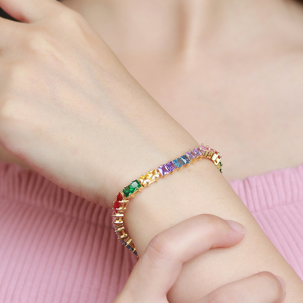 2021 European and American cross-border popular accessories: Personalized, simple and elegant bracelet, gold-plated multi-color glass bracelet for women detail image 5