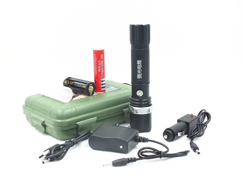 塑料接调焦强光手电 机械变焦 远射充电led手电筒户外家用灯 批发 金属手电详情图3