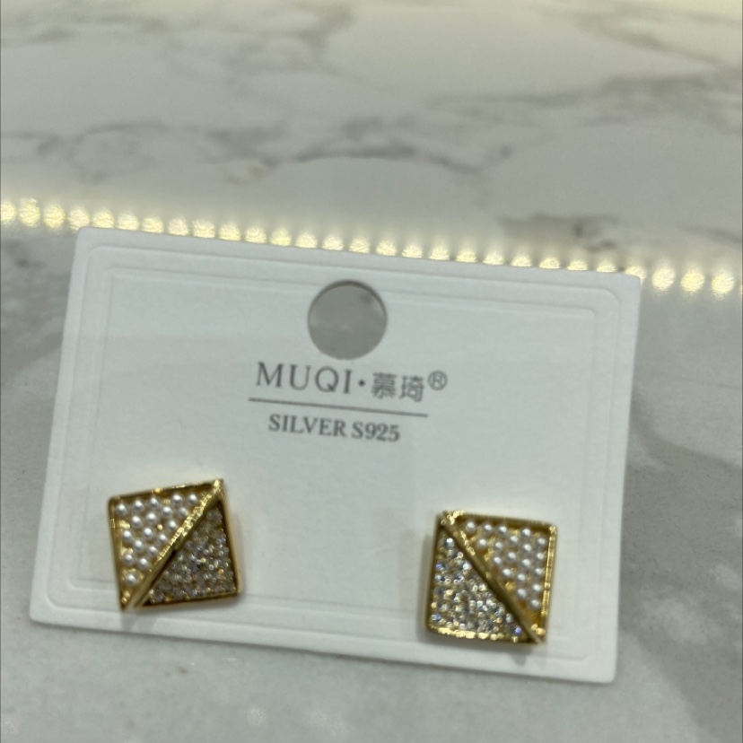 Rice bead half square Item Picture