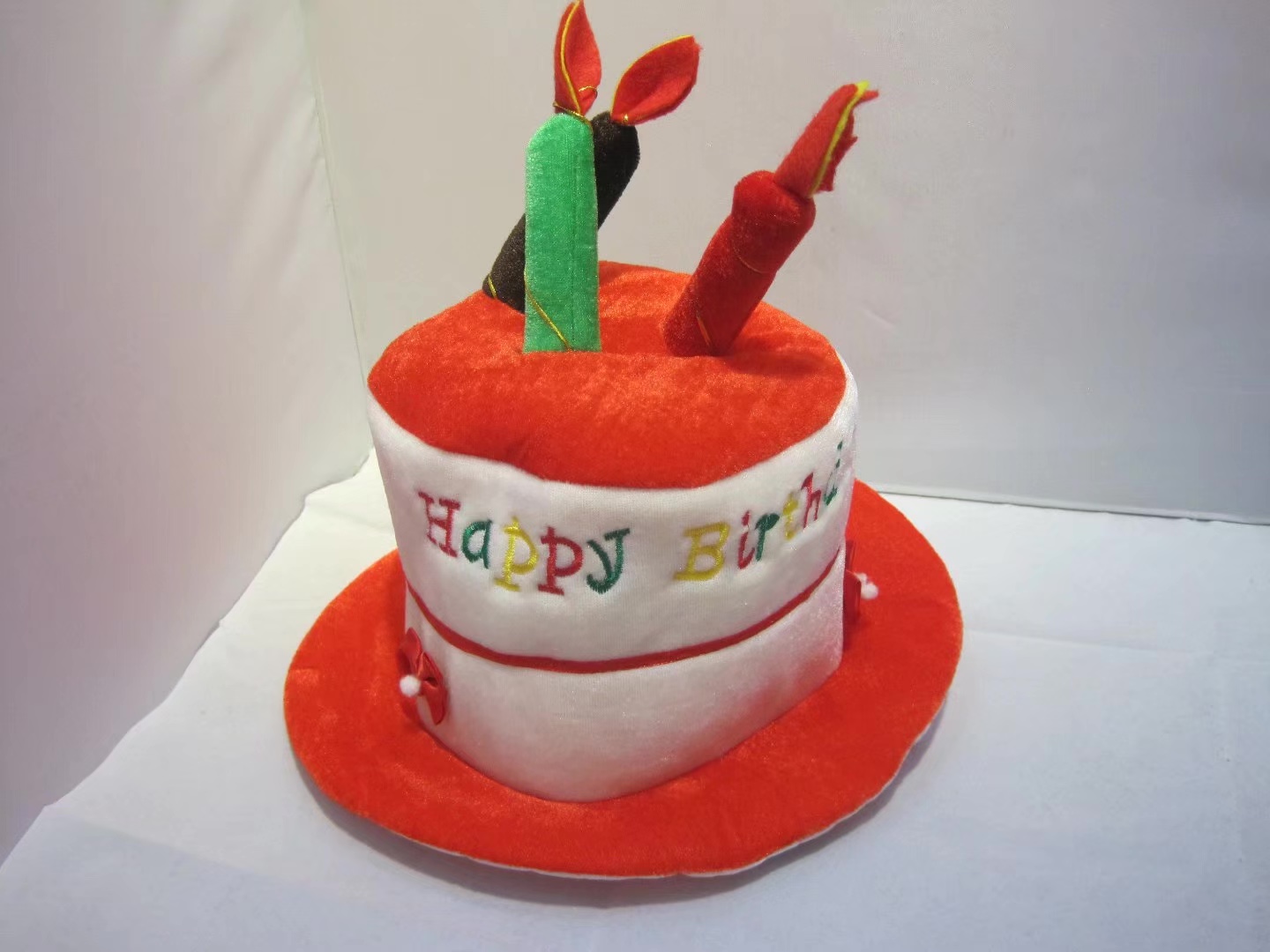 生日帽儿童生日蛋糕帽红色3根蜡烛节日派对白底实物图