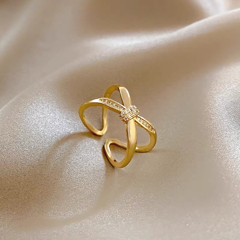 A new original bowknot design set with zircon and adjustable size ring Specification image