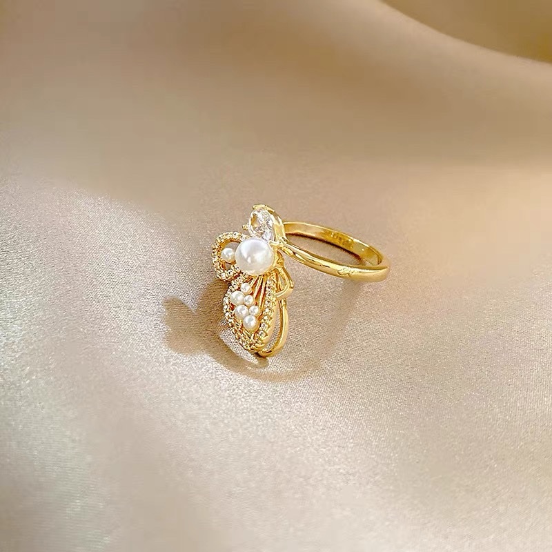 Exquisite, fashionable, trendy, luxurious and high-end Korean new open-mouth ring details Picture