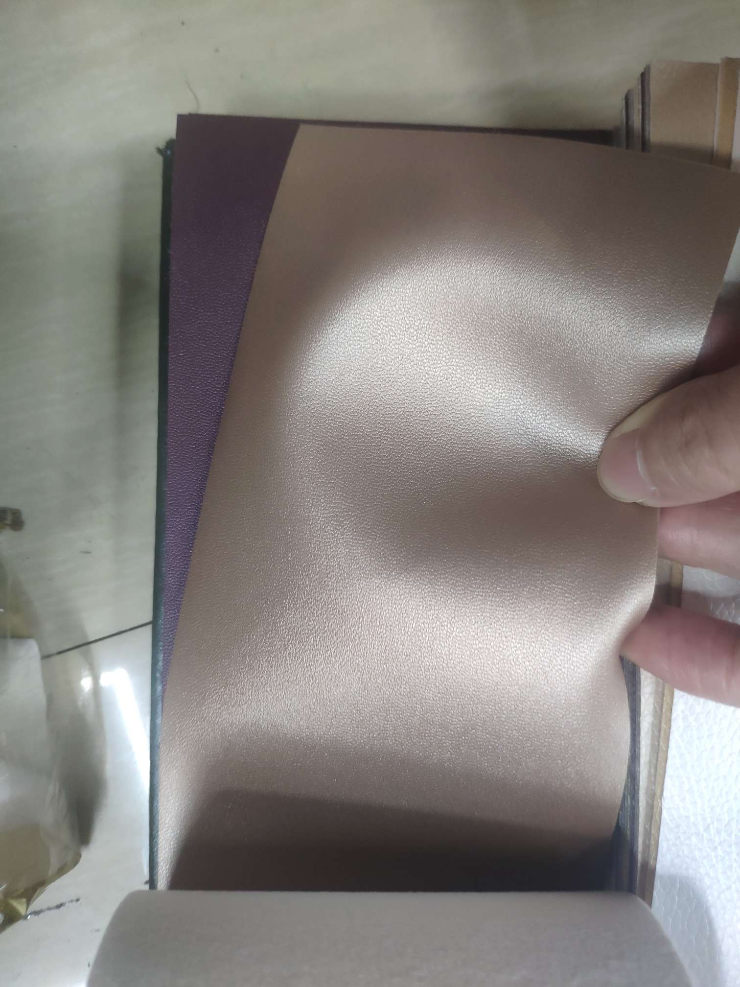 人造革软包硬包移门皮革墙面装饰革面料现货小羊纹1号详情图5