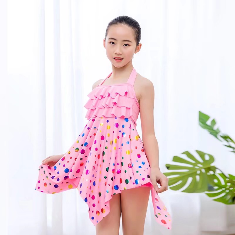 Special Big Child Split Swimsuit Student Swimsuit Soak In Hot Spring Application Scenario
