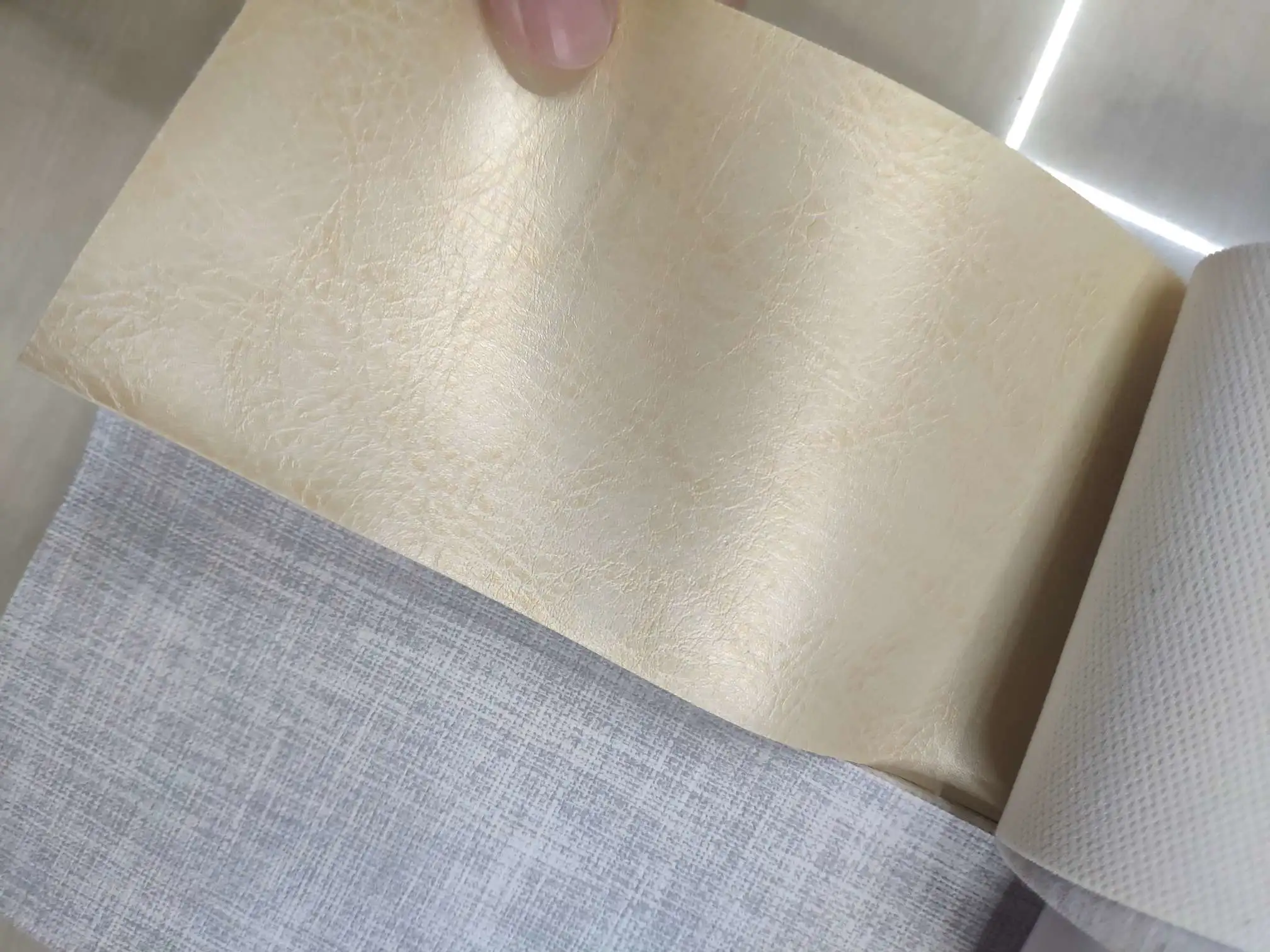 Artificial leather soft and hard wrapped sliding door leather wall decorative leather fabric in stock, two-color pearlescent lychee pattern detail image 1