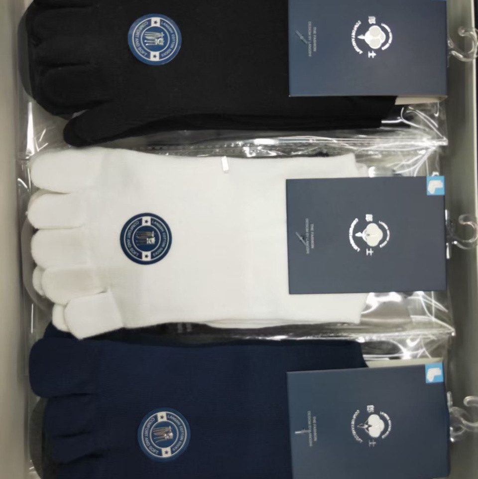 Comfortable five-finger socks