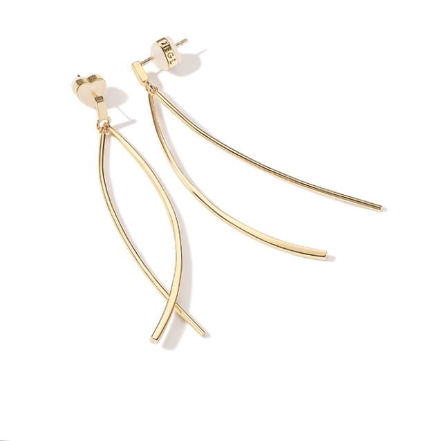 Designer senior light luxury high line sense niche brand luxury earrings 2021082345