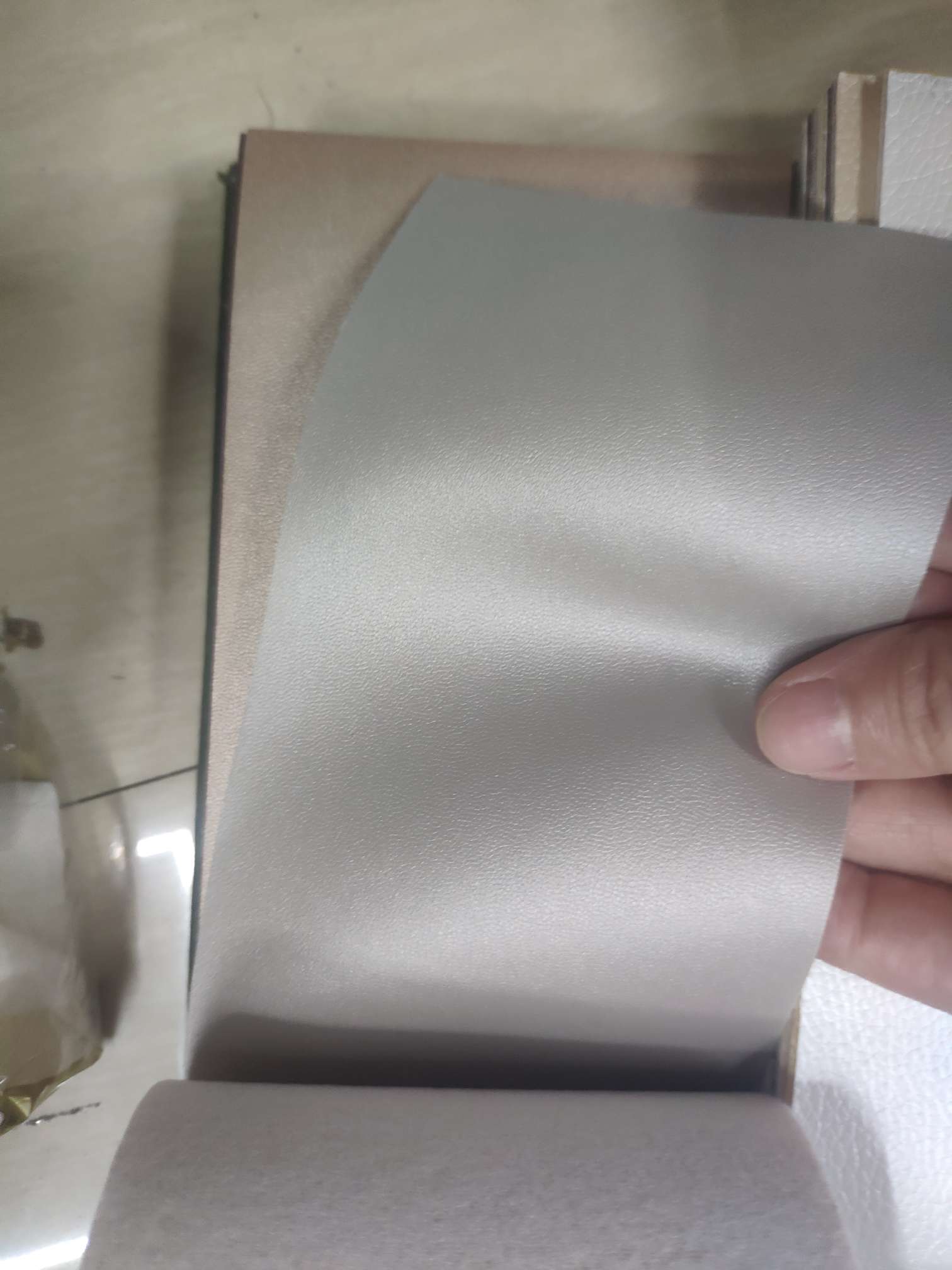 人造革软包硬包移门皮革墙面装饰革面料现货小羊纹1号细节图