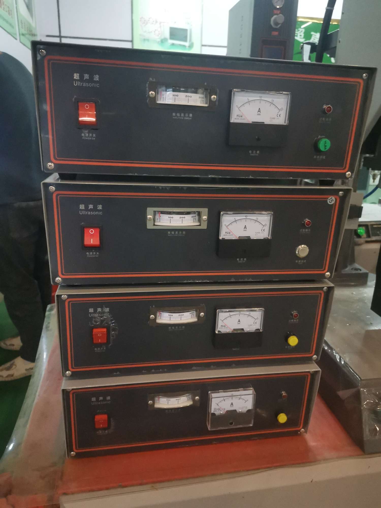 Ultrasonic plastic welding machine, welding of various plastic parts detail image 1
