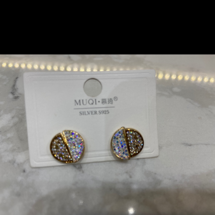 Half-circle Item Picture
