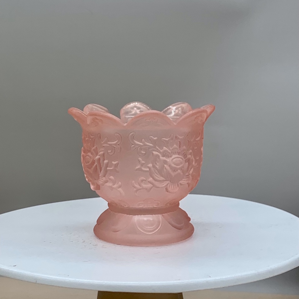 Buddhist glass candlestick installation 911