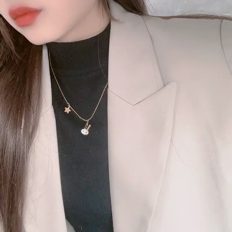 森系可爱小兔子项链女锁骨链韩版学生简约吊坠钛钢轻奢饰品礼物