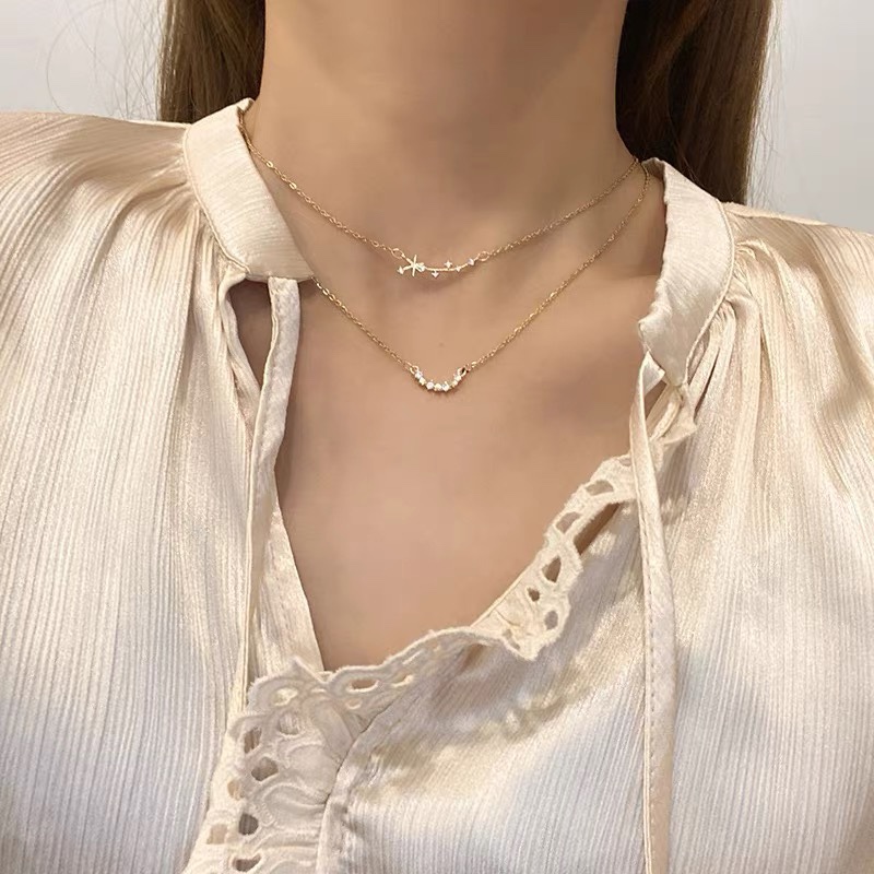 European and American French vintage titanium steel double layered titanium steel necklace female simple artificial zircon star pendant collarbone chain