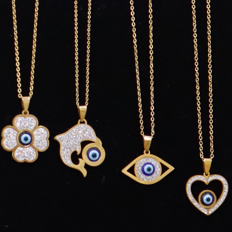 Titanium steel jewelry, simple European and American style, Turkish blue eyes, heart-shaped peach dolphin hands, crown key flower with diamond necklace