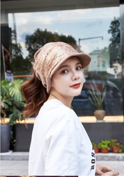 New autumn and winter style cap with a duck-tongue line Application Scenario