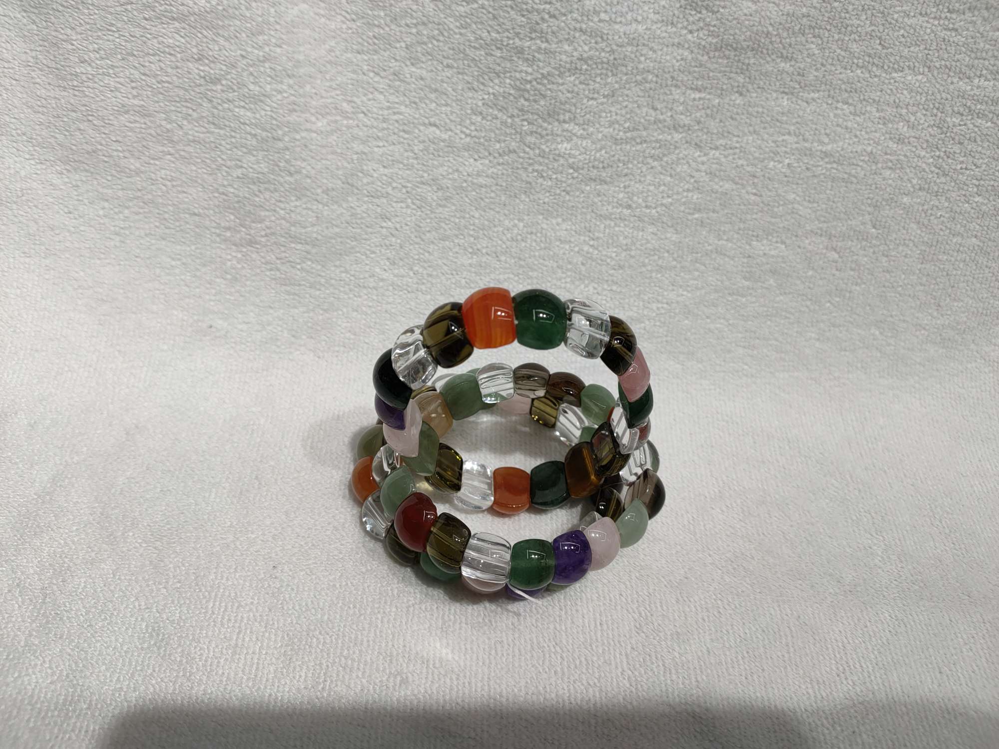 七彩混色半月形手排白底实物图