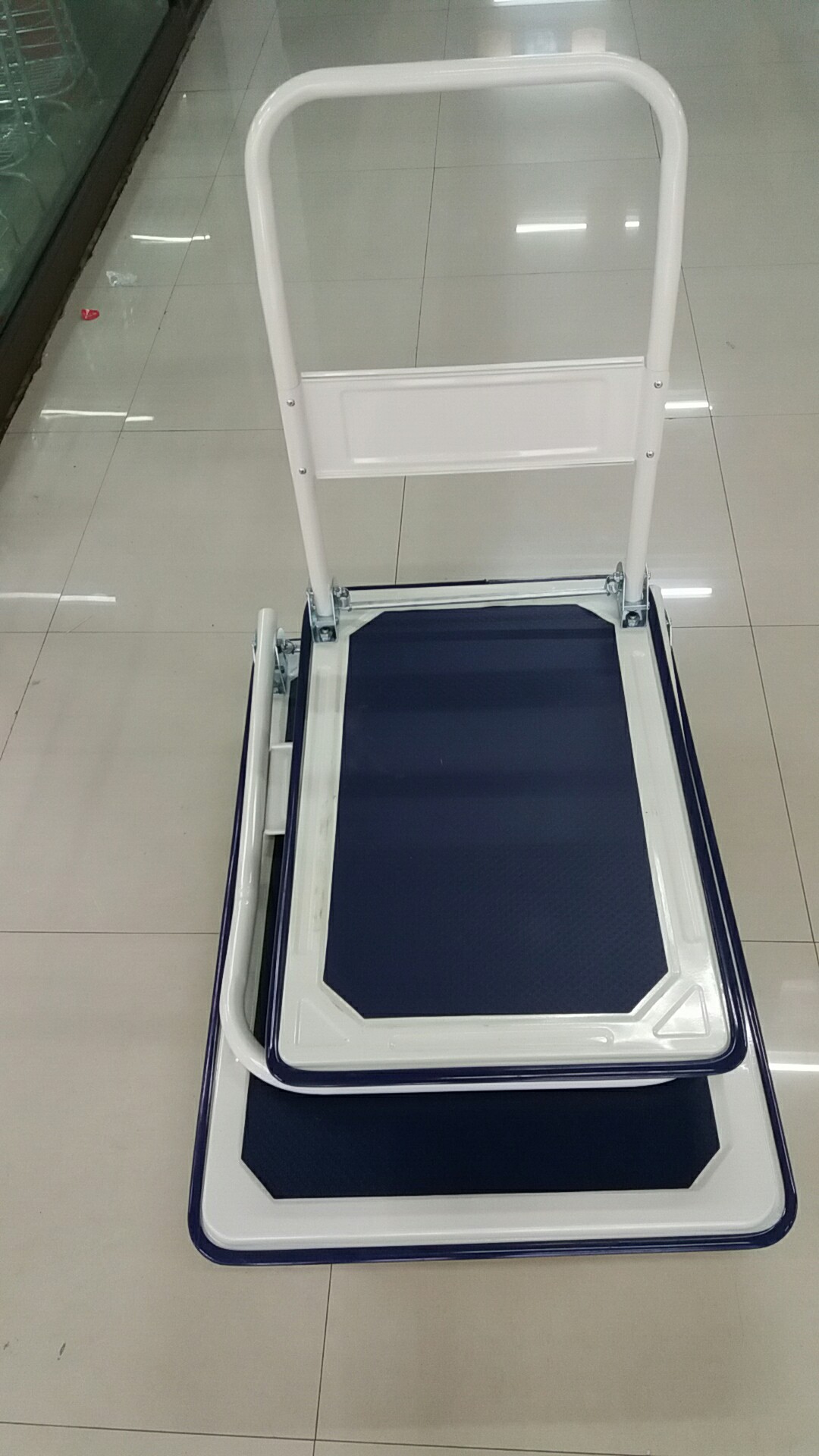 Factory direct sales of foldable hand carts and flatbed carts Application Scenario