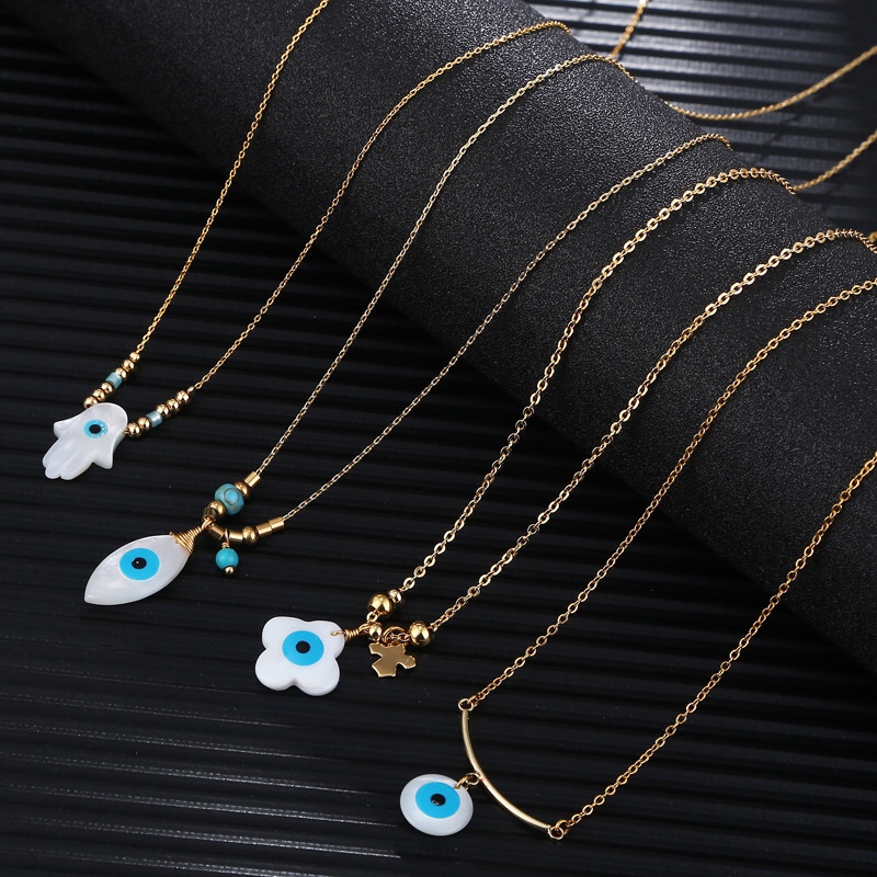 European and American necklace, fashionable and elegant for women, sea shell, devil's eye, palm, four-leaf clover, horse's eye pendant, collarbone necklace