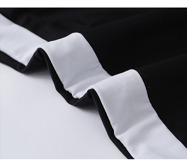 2021 Sun Protection one-piece straight-cut women's swimsuit detail image 1