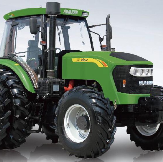 Four-wheel tractor185-220HP四轮拖拉机图