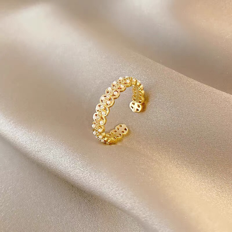 A must-have for aloof goddesses: elegant, fashionable and high-end open-mouth ring
