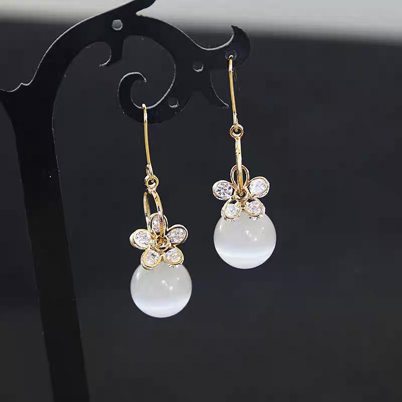 South Korea Dongdaemun new vitality girl simple sweet ear hook
