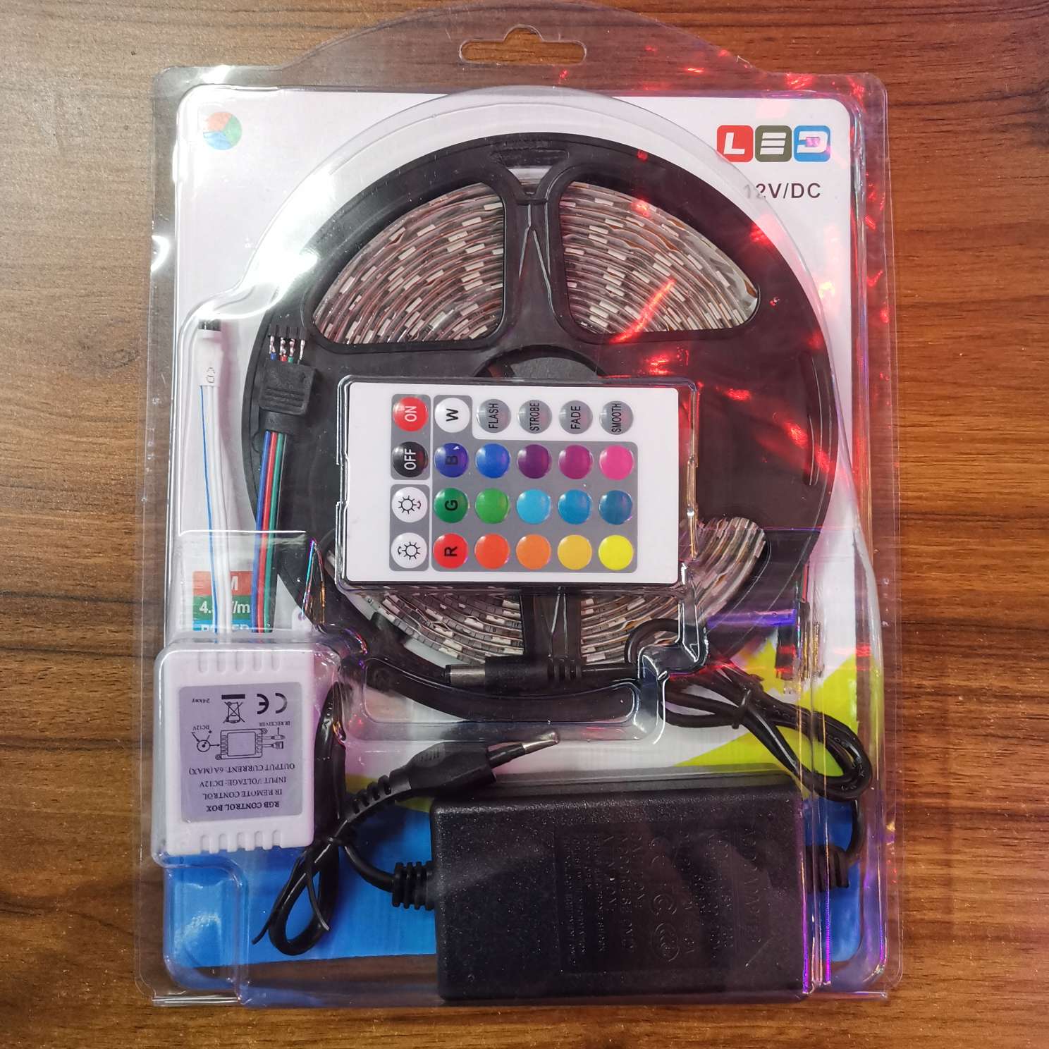 5050LED七彩KTV遥控变色防水灯带网红RGB炫彩跑马流水灯条12V软灯条，八字插详情5