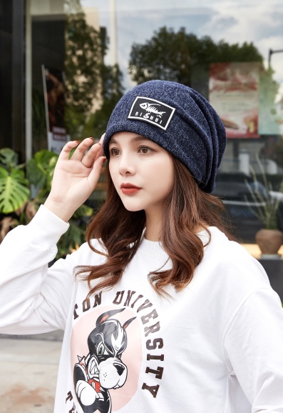 A fleece pullover hat for autumn and winter Item Picture