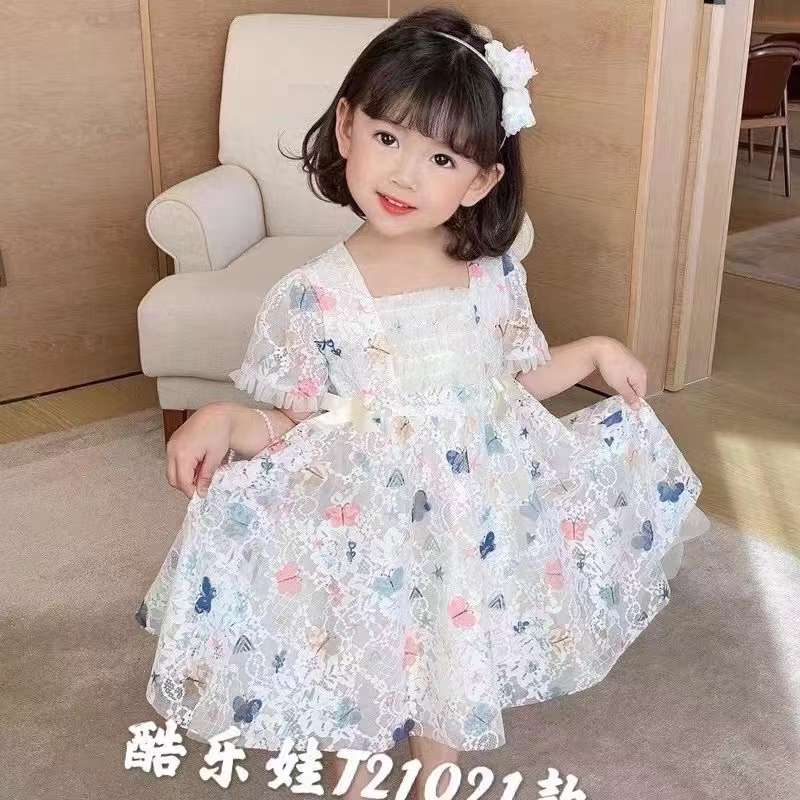 Summer new children's and small kids' puffed-sleeve skirts Application Scenario