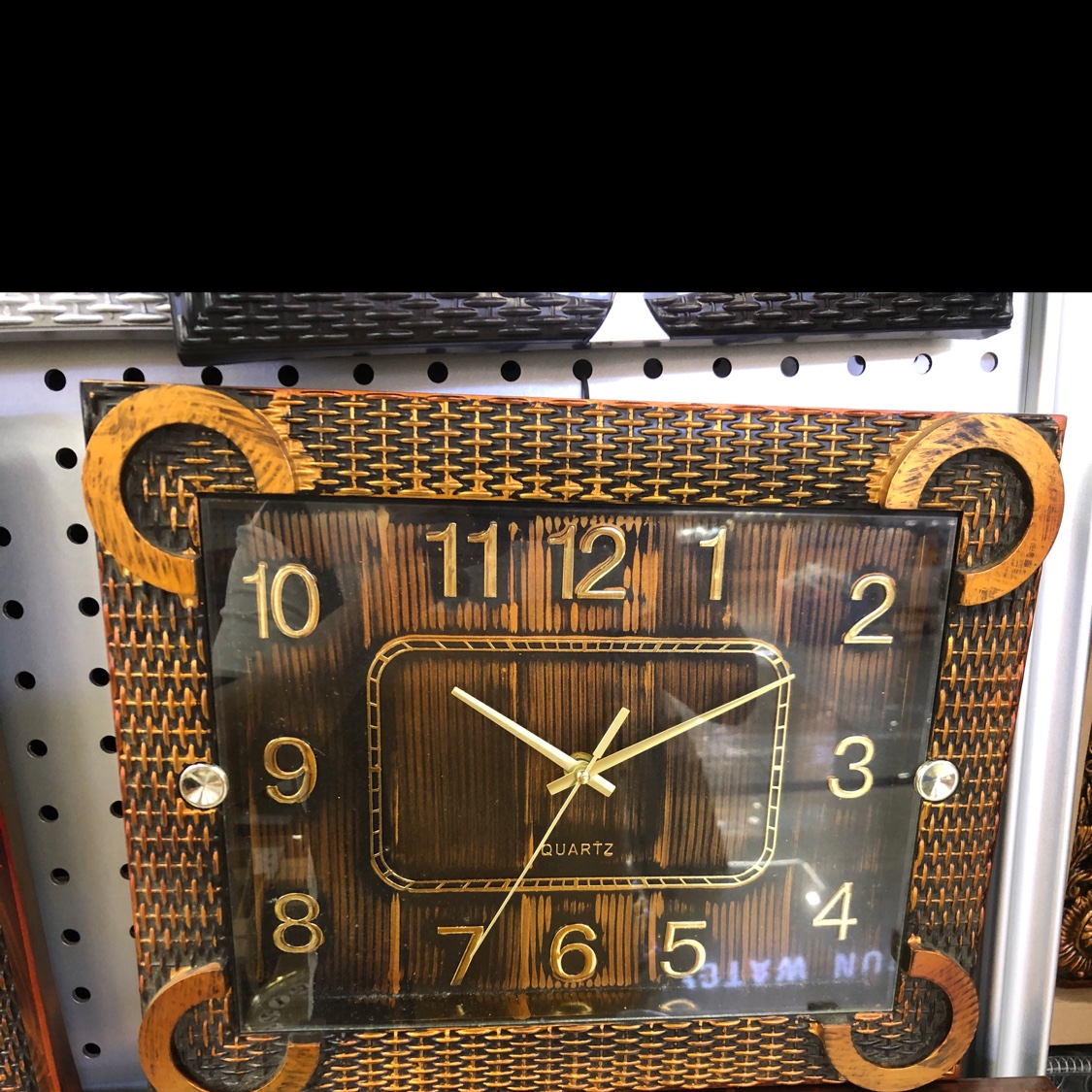 8210 wall clock