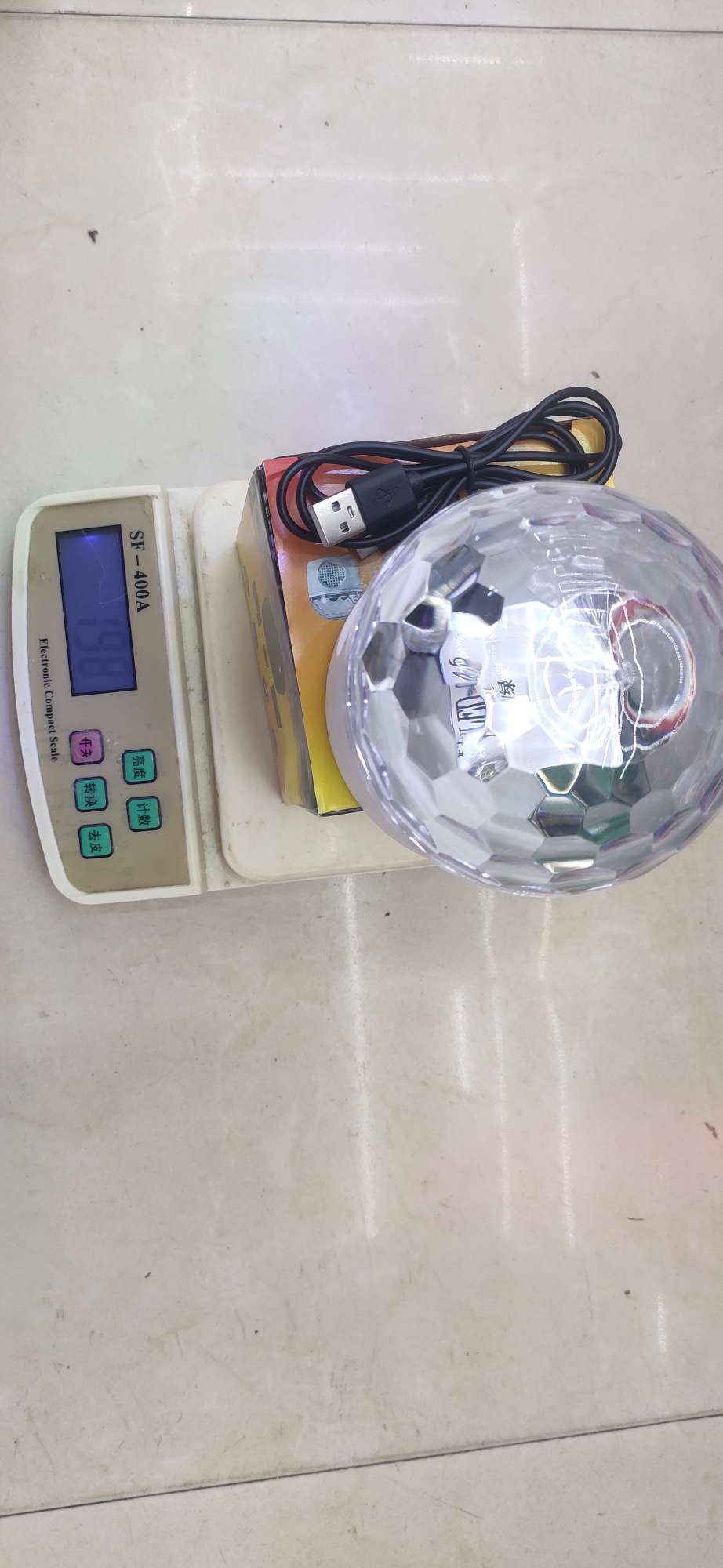 New Bluetooth speaker, Magic Ball starry sky light, stage atmosphere, rainbow LED light, street stall supply, factory direct sales details Picture