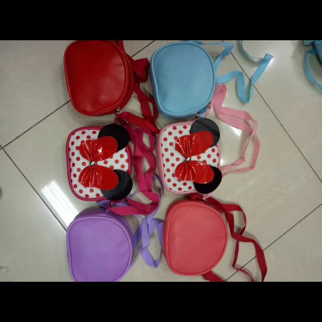 儿童斜挎包包，图