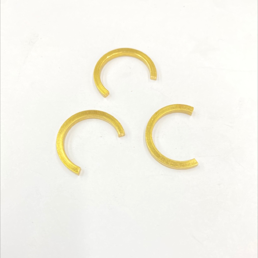 FH00601 square copper wire cut ring