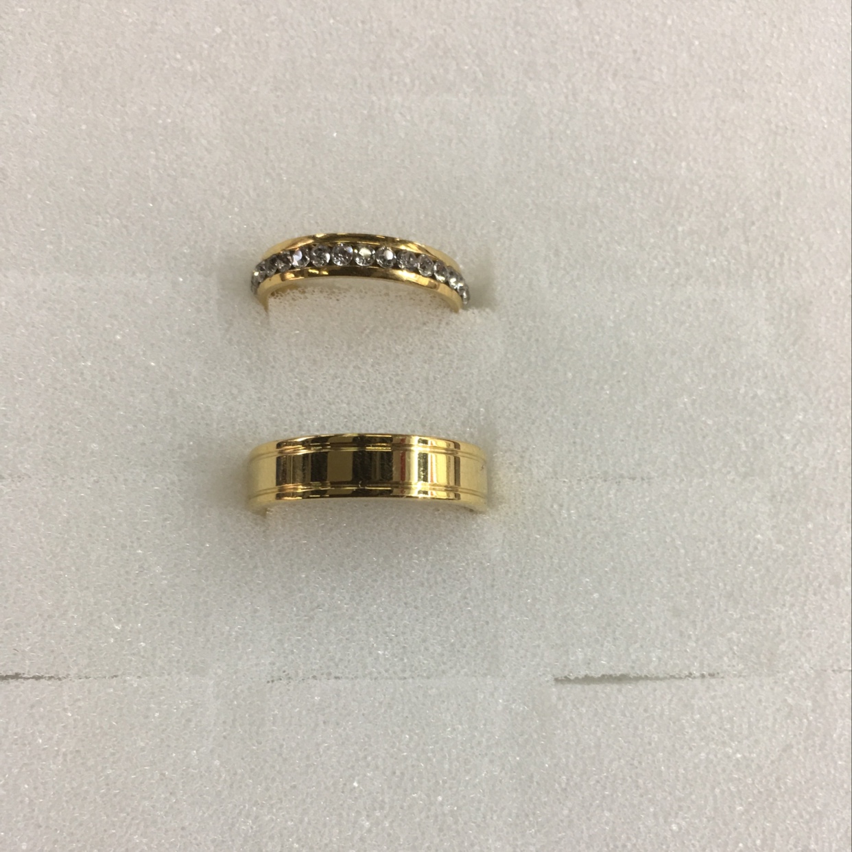 金色情侣戒指💍搭配设计元素技巧气质高雅修身气质高雅
