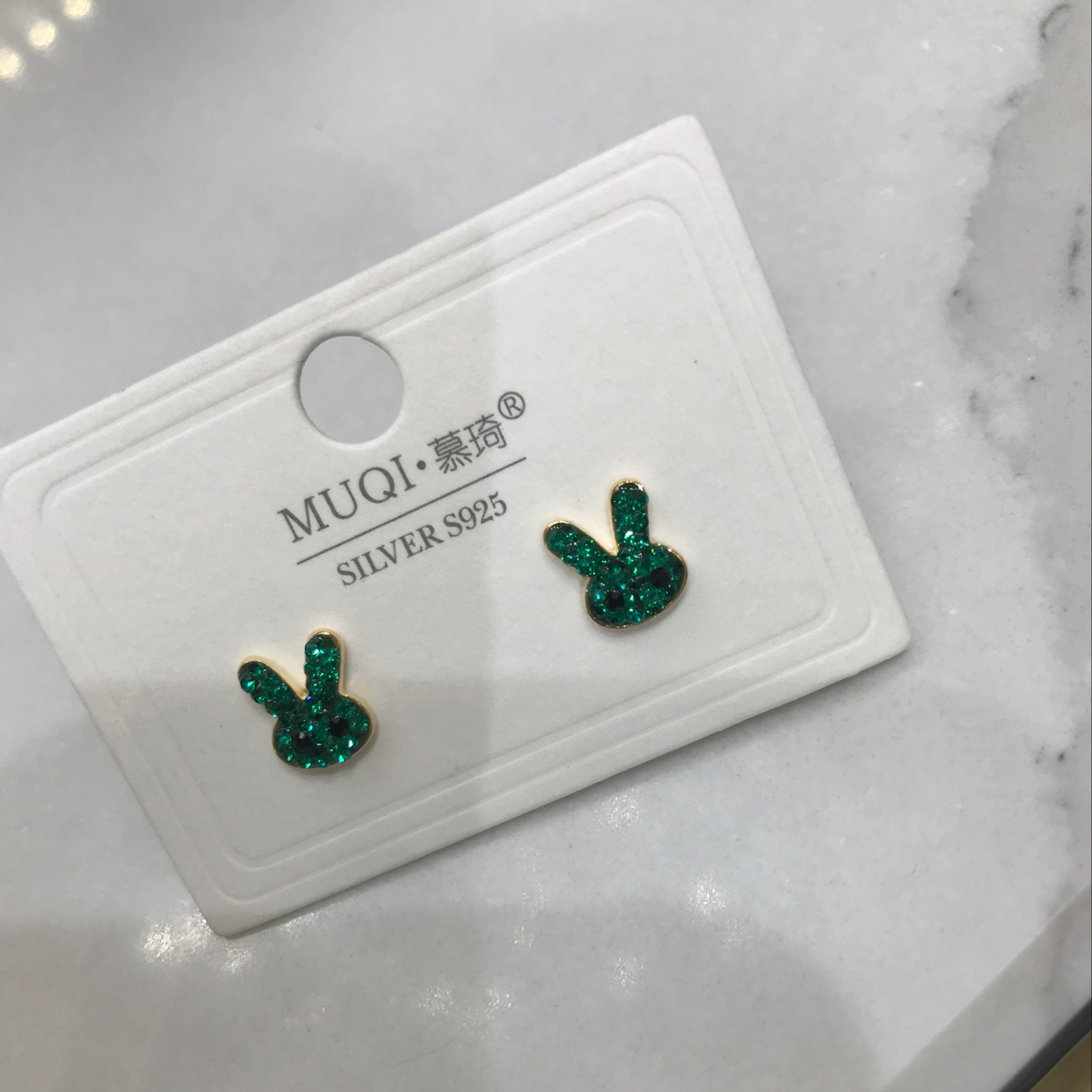 Colorful diamond rabbit details Picture