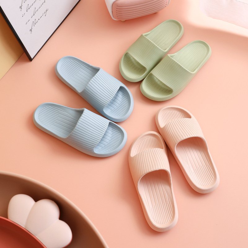 New bathroom slippers for men, summer indoor bathroom bathing, home soft-soled silent cooling slippers, women's home cooling slippers