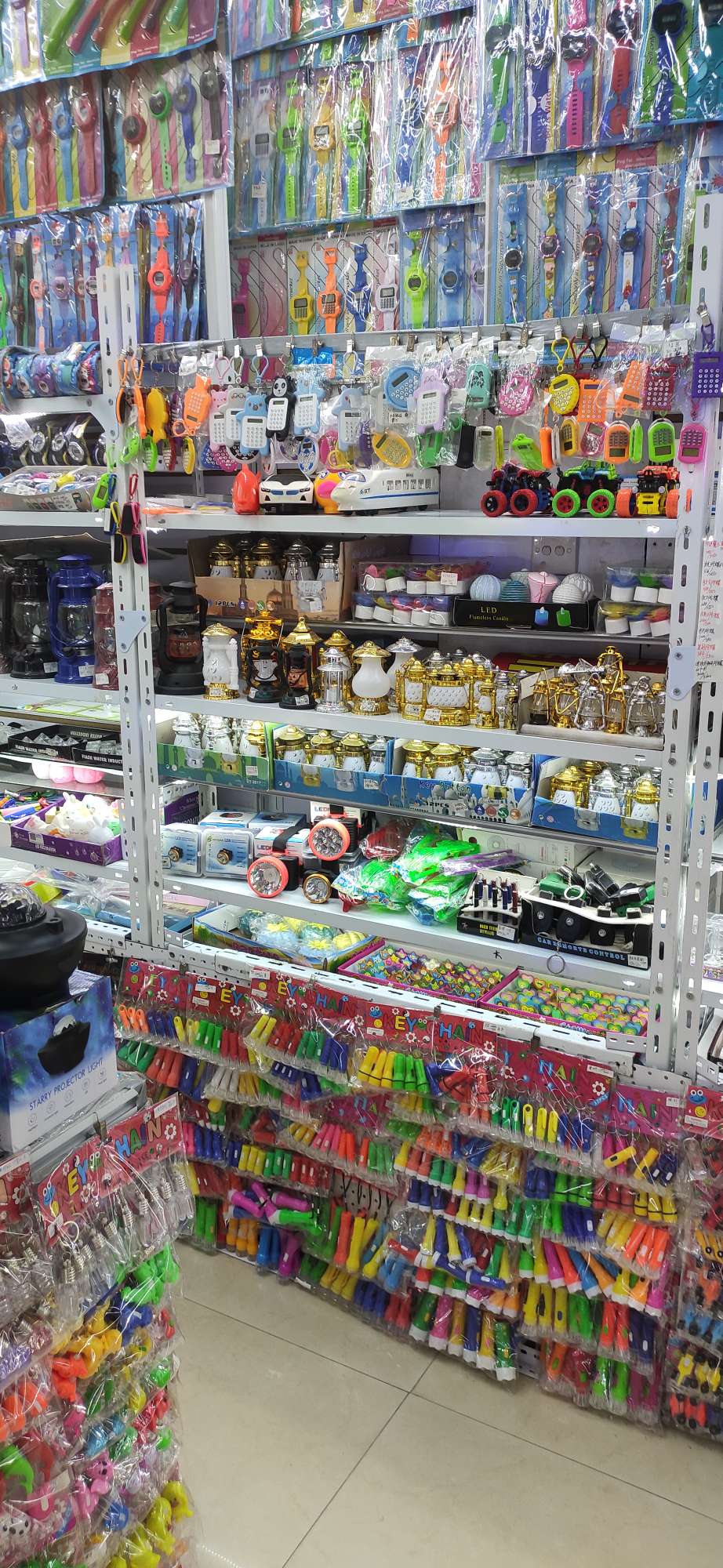 Children's toys, ordinary tubes, six-in-one keychains, laser lights, free gifts, projection flashlights, street stall supply, factory direct sales pic 20