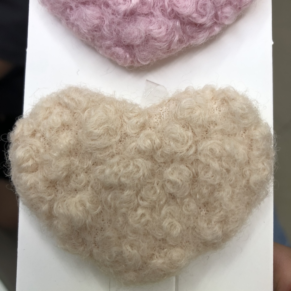 The "Curly Heart 5" stylish autumn and winter plush flower duckbill sandwich with a new forest-themed design