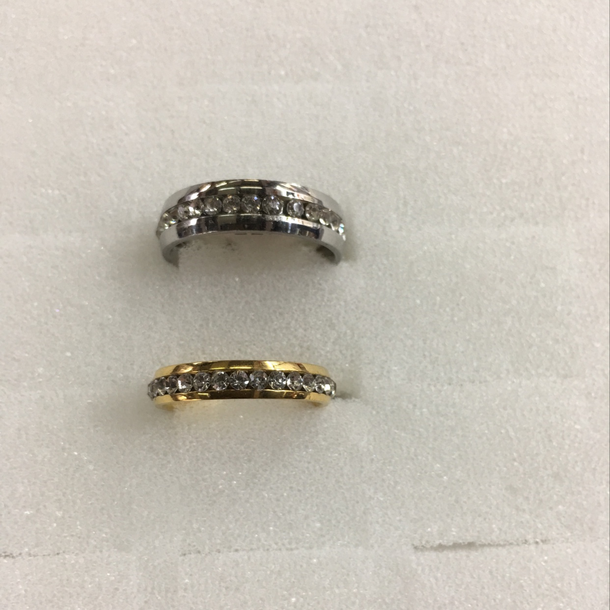 Gold full diamond white full diamond wide fine couple ring matching design style