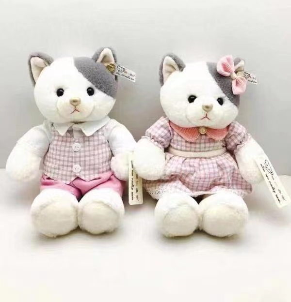 Dreamy plush toys, plush toys, small animal dolls, cartoon dolls, factory direct sales, 23 cm gray and white couple cat pink set Application Scenario