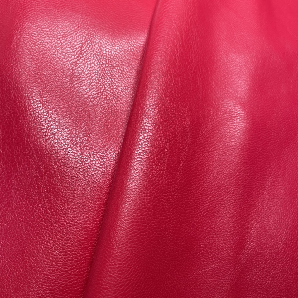 环保大红超柔软纬编弹力pu皮
