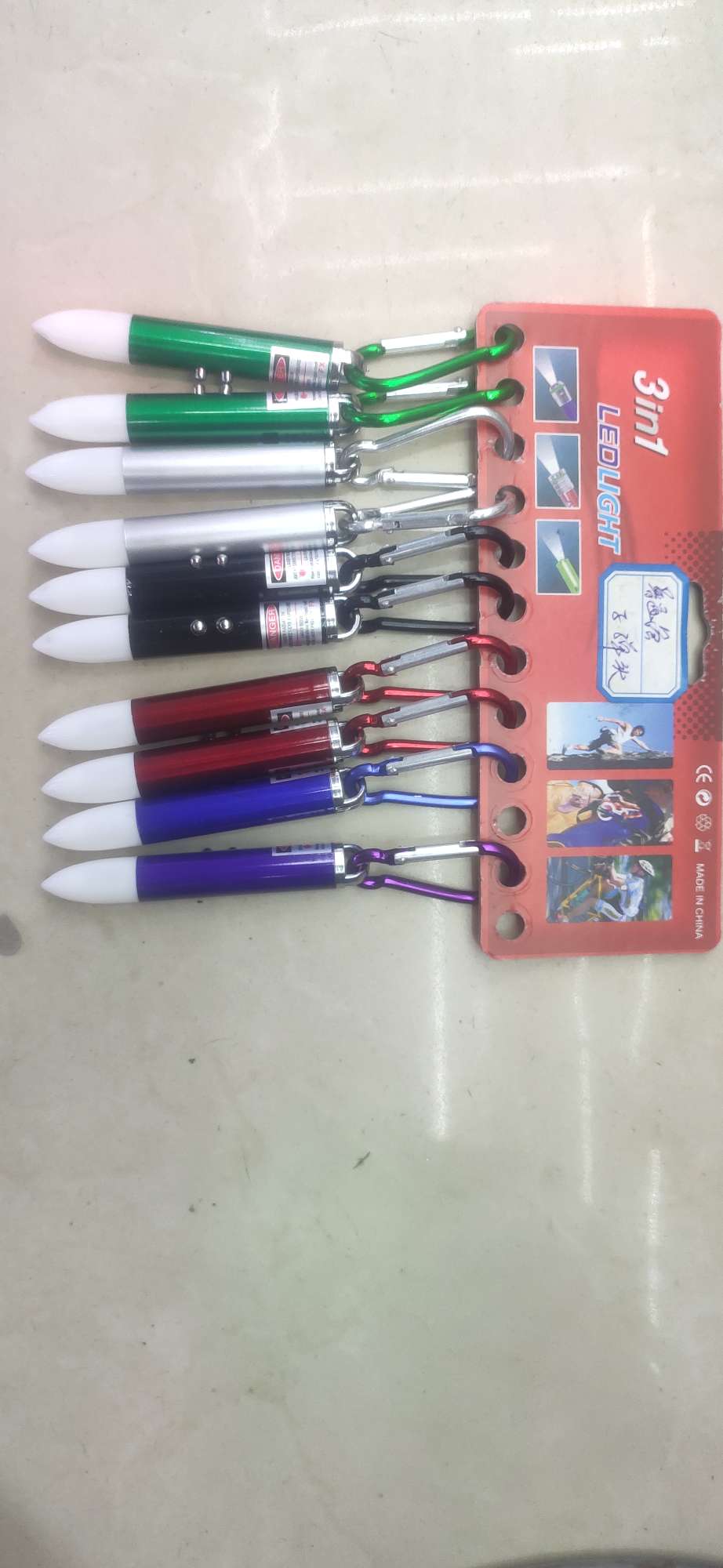 Children's toys, bullet heads, keychains, laser lights, complimentary gifts, flashlights, night lights, street stall supplies, factory direct sales Item Picture
