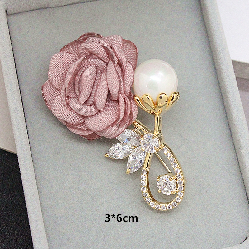 Brooch I 1590