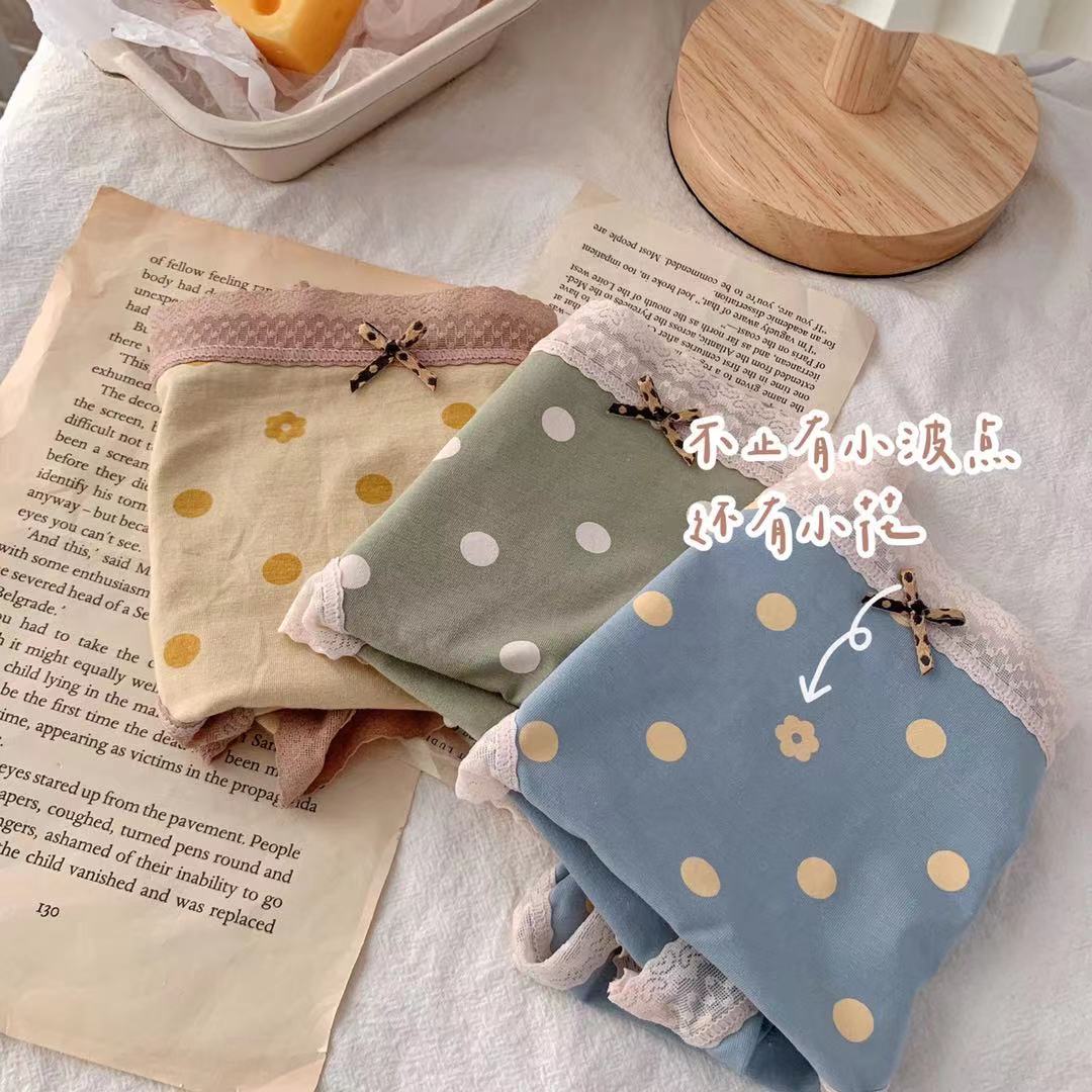 Cute pure cotton printed underpants for teenage girls Item Picture