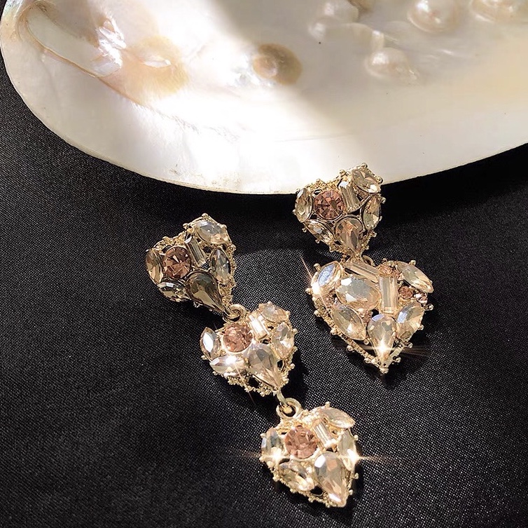 Baroque retro love asymmetrical delicate luxury long earrings