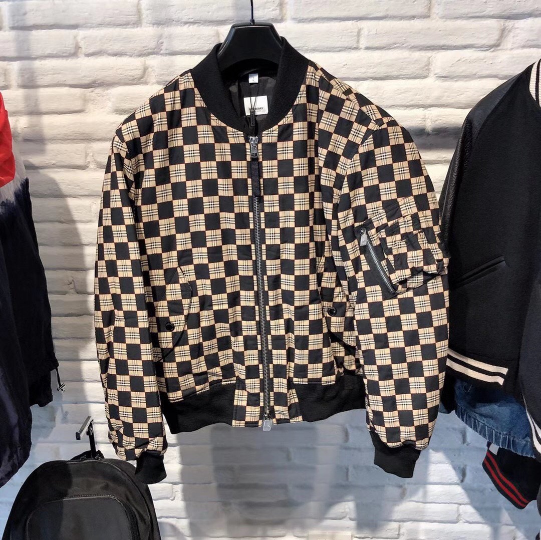 Burberry men's black Checker baseball jacket, size S M L details Picture