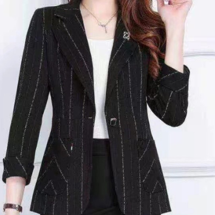 Fashion trend casual slim shape original black suit