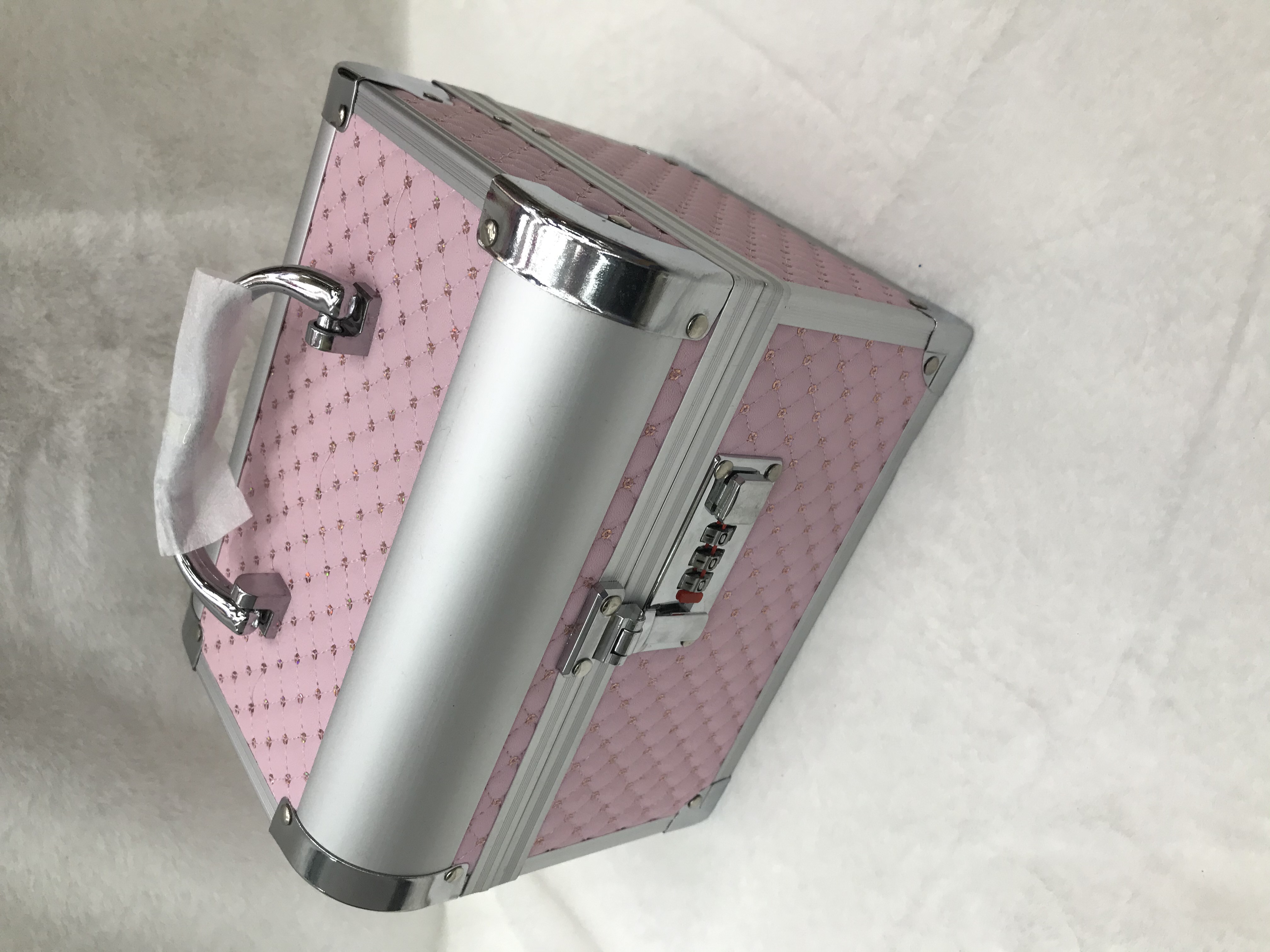 绣花密码锁铝合金化妆收纳大容量化妆箱详情图7